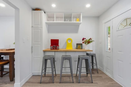 Kitchen Island Photo of 713 Appleyard Court, Port Moody, BC