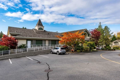 Hot Tub / Spa Photo of 62 4001 Old Clayburn Road, Abbotsford, BC