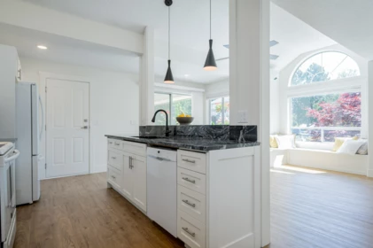Walk-In Closet Photo of 62 4001 Old Clayburn Road, Abbotsford, BC