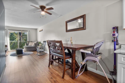 Kitchen Photo of 20 45435 Knight Road, Chilliwack, BC