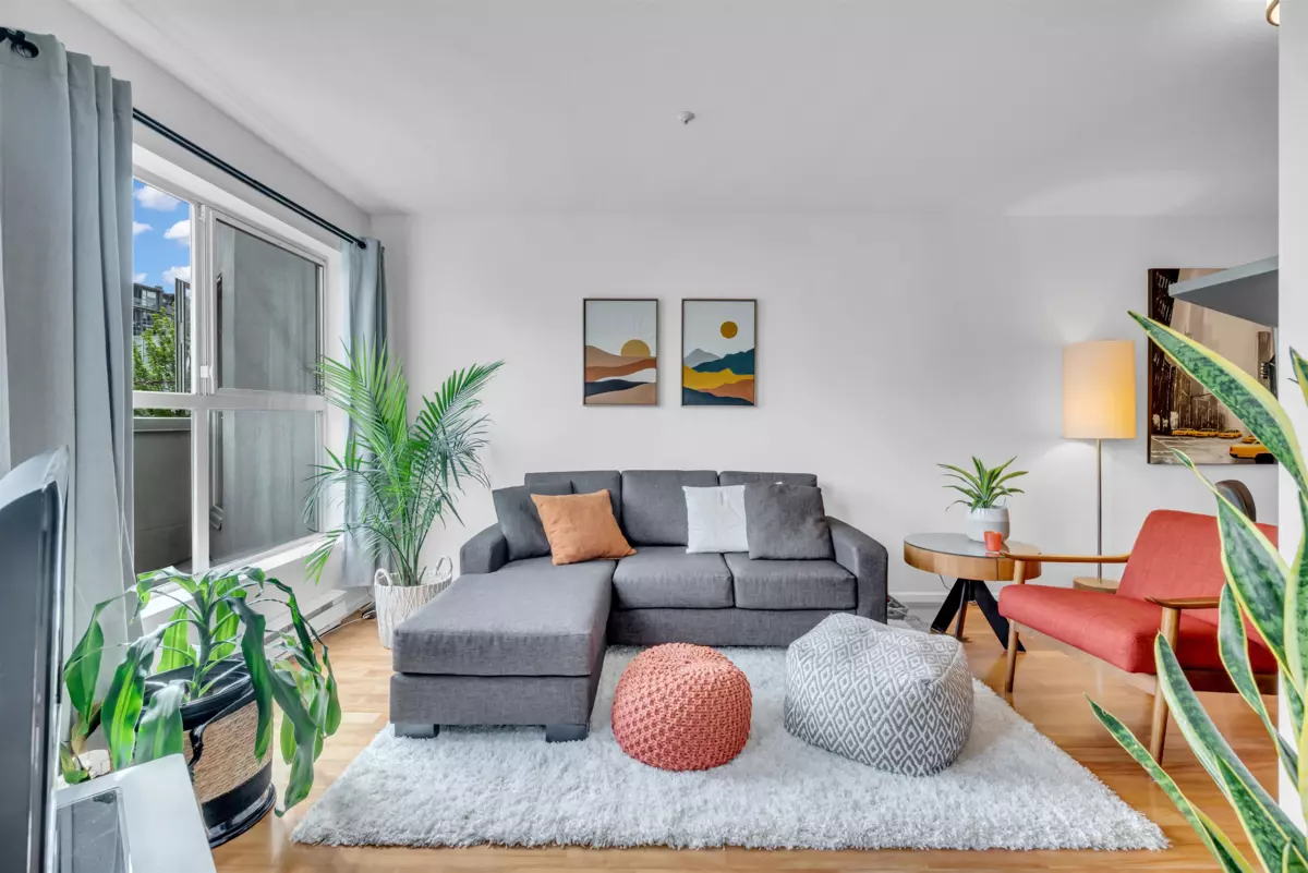 Family Room Photo of 206 511 W 7th Avenue, Vancouver, BC