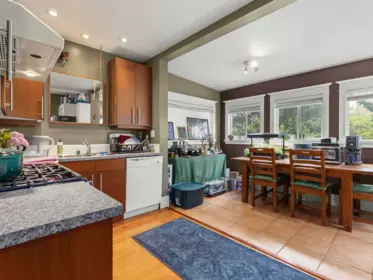 Kitchen Photo of 2258 Oxford Street, Vancouver, BC