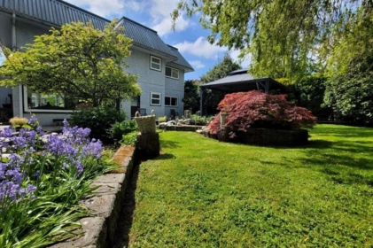 Fitness Center Photo Near 15627 Buena Vista Avenue, White Rock, BC