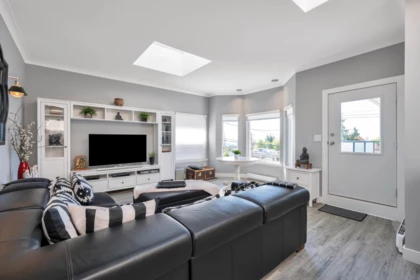 Primary Bedroom Photo of 15627 Buena Vista Avenue, White Rock, BC