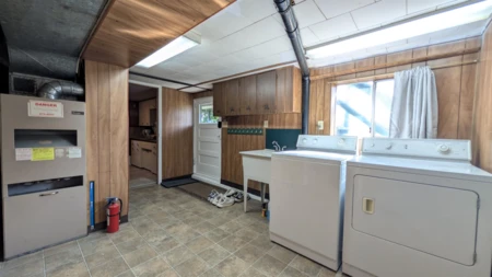 Garage Interior Photo of 454 Wilson Street, New Westminster, BC