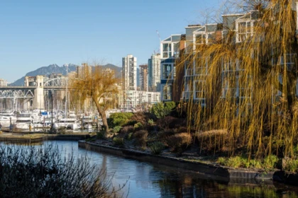 302 1502 Island Park Walk, Vancouver, BC, Vancouver — Apartment/Condo for sale