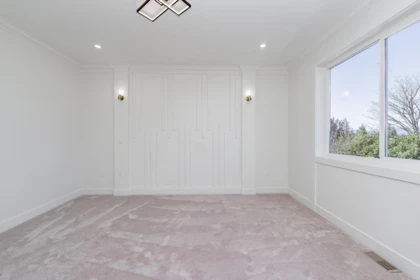 Primary Bathroom Photo of 2 14259 Park Drive, Surrey, BC