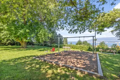 Front Yard Photo of 204 2336 Wall Street, Vancouver, BC