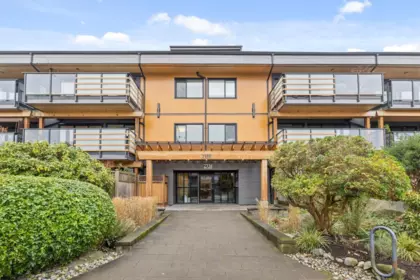 Outdoor Patio Photo of 204 2336 Wall Street, Vancouver, BC