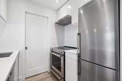 Breakfast Nook Photo of 302 555 W 14th Avenue, Vancouver, BC