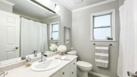 Laundry Room Photo of 8095 158 Street, Surrey, BC