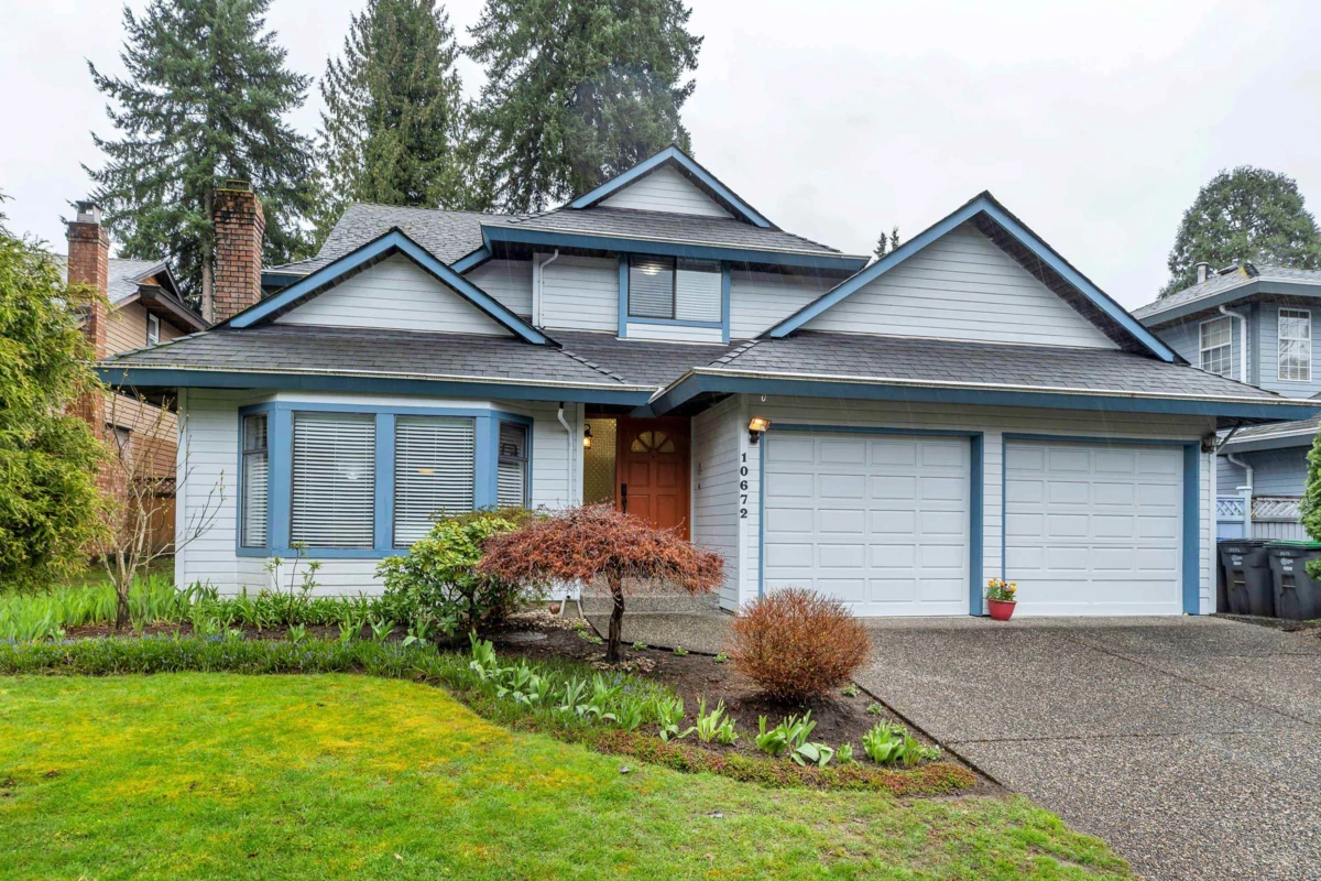 Family Room Photo of 10672 Glenwood Drive, Surrey, BC
