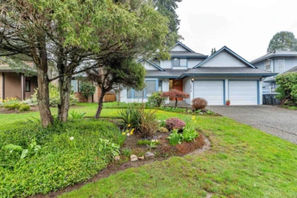 10672 Glenwood Drive, Surrey, BC, Surrey — Single Family Residence for sale