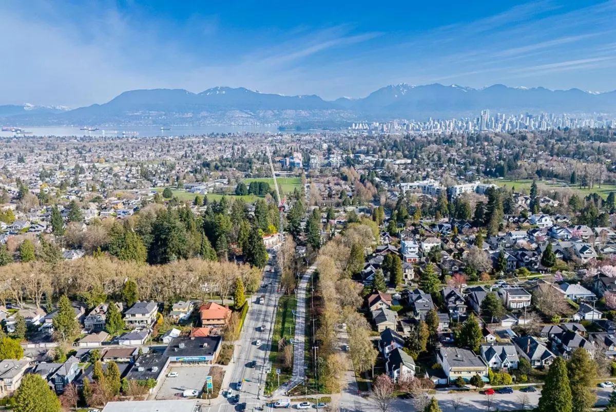 Family Room Photo of 5240 East Boulevard, Vancouver, BC
