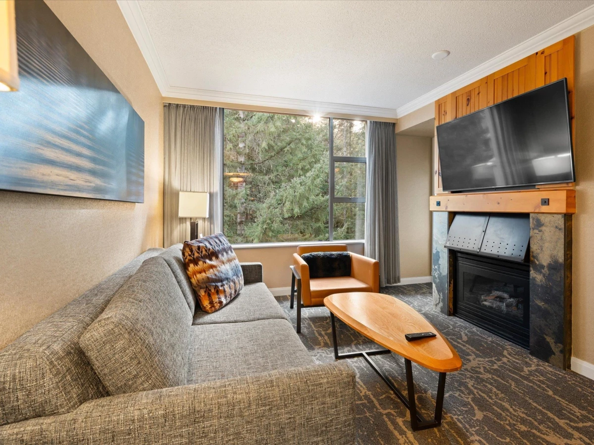 Living Room Photo of 972 4090 Whistler Way, Whistler, BC