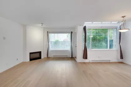 Kitchen Photo of 3380 Marquette Crescent, Vancouver, BC