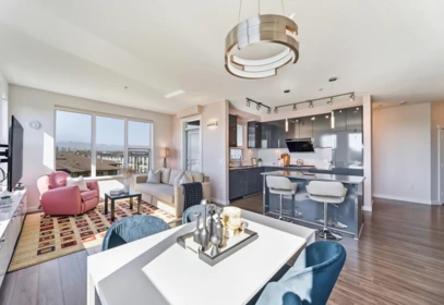 Kitchen Photo of 506 9366 Tomicki Avenue, Richmond, BC
