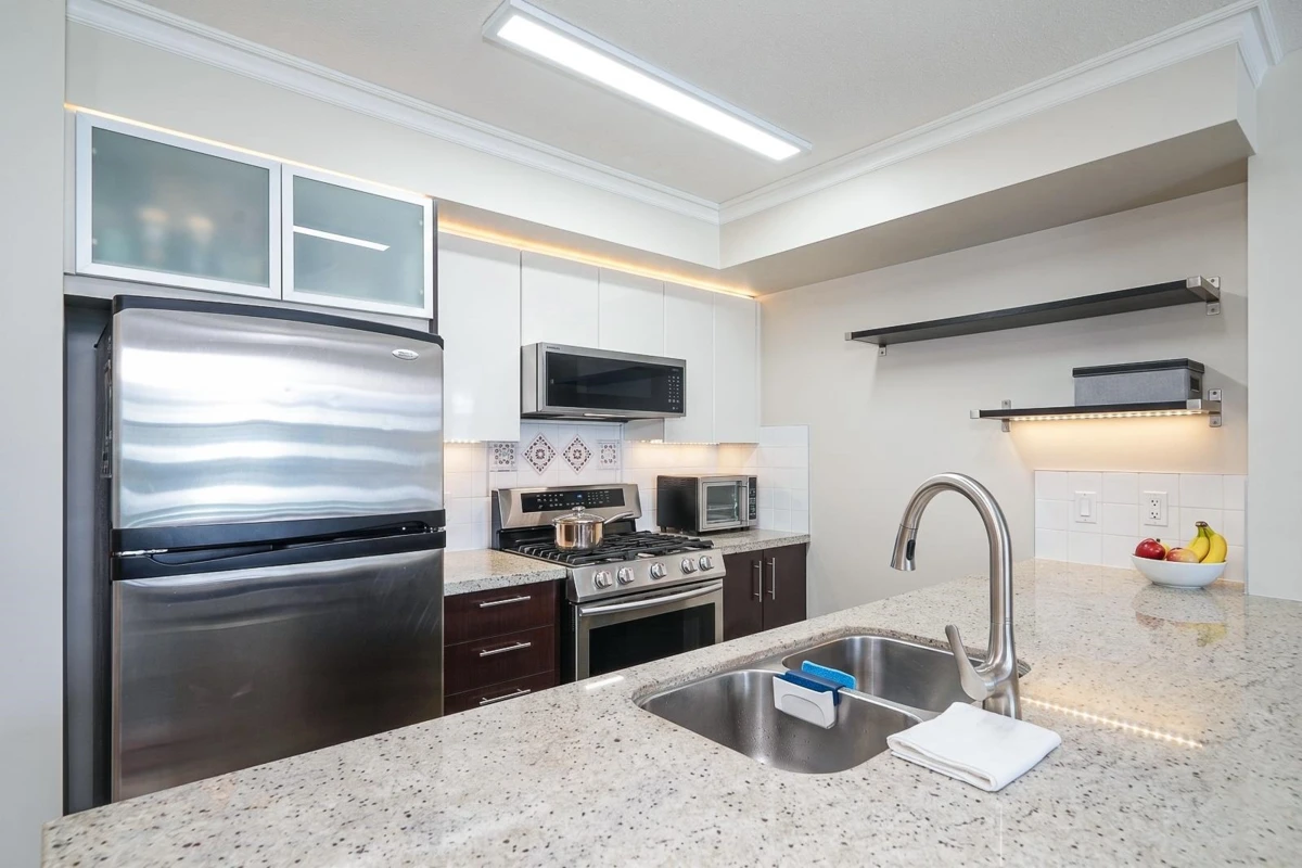 Dining Area Photo of 802 2289 Yukon Crescent, Burnaby, BC
