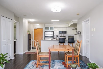 Breakfast Nook Photo of 802 2289 Yukon Crescent, Burnaby, BC