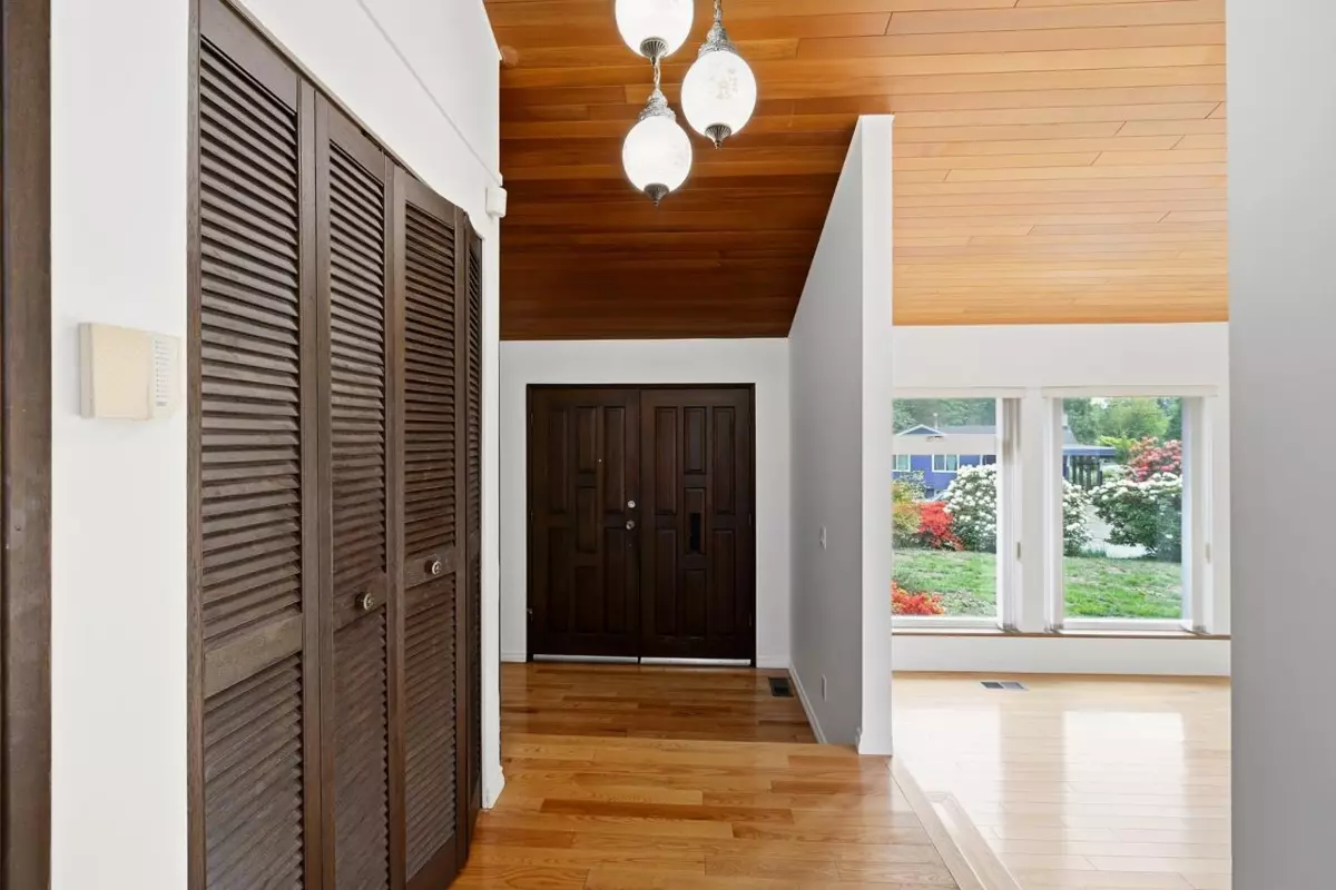 Family Room Photo of 7605 Lawrence Drive, Burnaby, BC