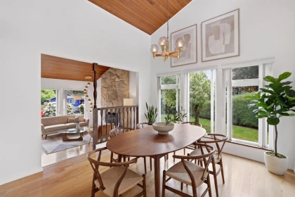 Breakfast Nook Photo of 7605 Lawrence Drive, Burnaby, BC