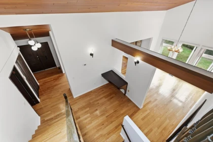 Entry Foyer Photo of 7605 Lawrence Drive, Burnaby, BC