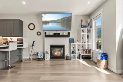 Breakfast Nook Photo of 65511 Skylark Lane, Hope, BC