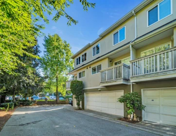 Outdoor Deck Photo of 79 7831 Garden City Road, Richmond, BC