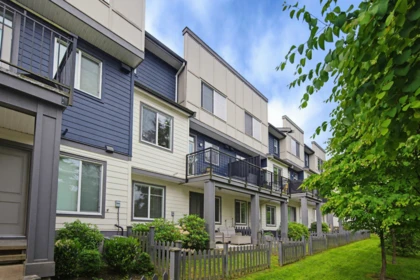 Neighborhood Park Photo Near 75 15665 Mountain View Drive, Surrey, BC