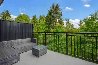 Primary Bathroom Photo of 75 15665 Mountain View Drive, Surrey, BC