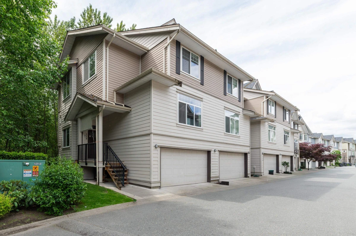 Exterior Rear Photo of 118 15399 Guildford Drive, Surrey, BC