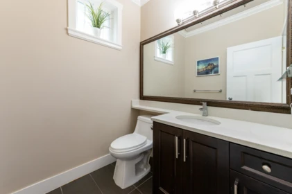 Entry Foyer Photo of 118 15399 Guildford Drive, Surrey, BC