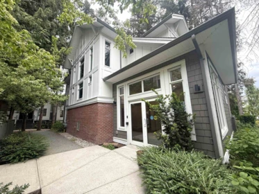 Hot Tub / Spa Photo of 40 9718 161a Street, Surrey, BC
