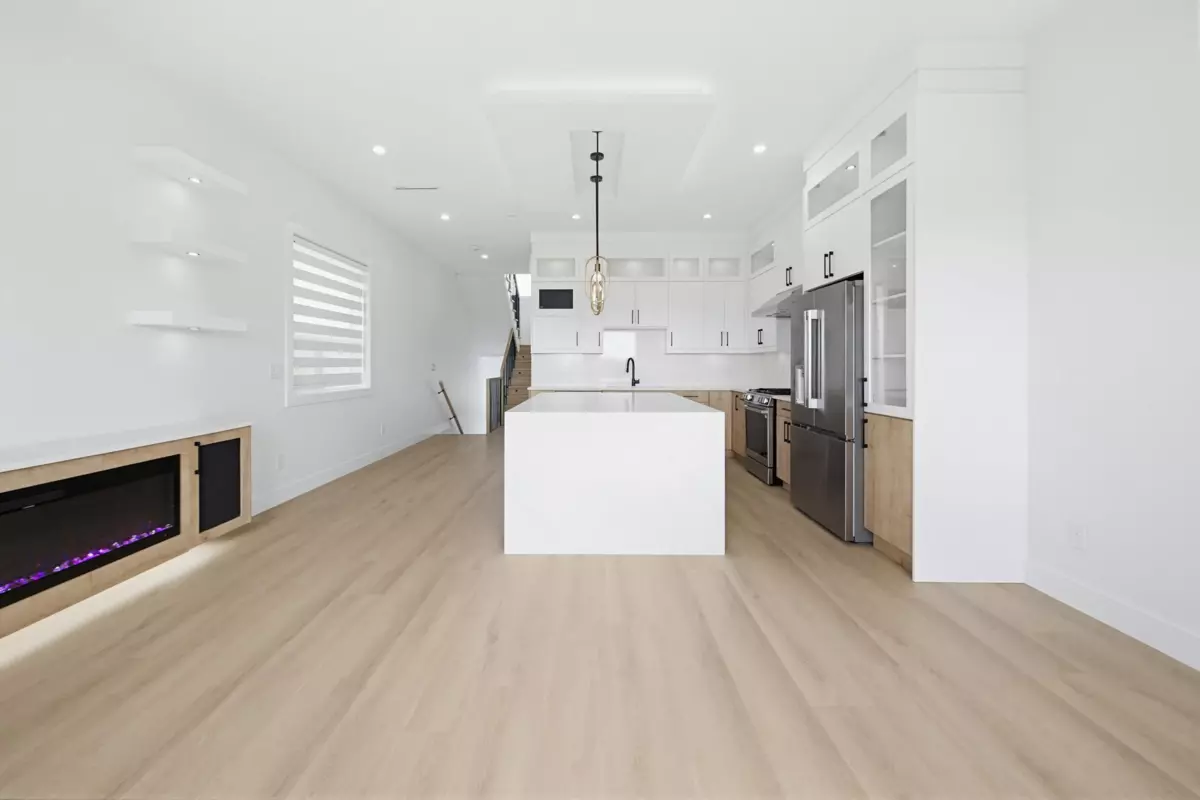 Dining Area Photo of 101 8136 168 Street, Surrey, BC