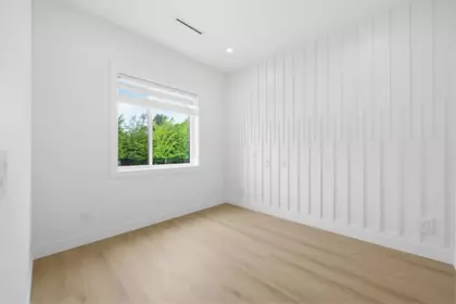 Entry Foyer Photo of 101 8136 168 Street, Surrey, BC