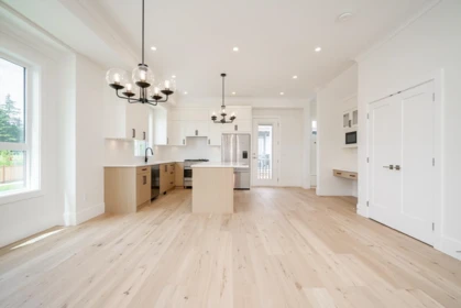 Breakfast Nook Photo of 101 16613 18a Avenue, Surrey, BC
