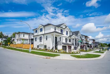 101 16613 18a Avenue, Surrey, BC, Surrey — Half Duplex for sale