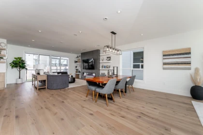 Breakfast Nook Photo of 16771 18a Avenue Avenue, Surrey, BC