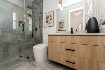 Entry Foyer Photo of 16771 18a Avenue Avenue, Surrey, BC