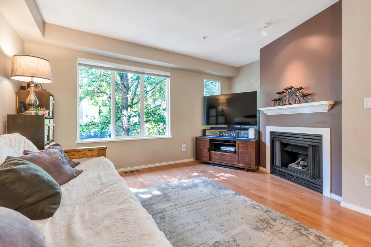 Family Room Photo of 30 20176 68 Avenue, Langley, BC