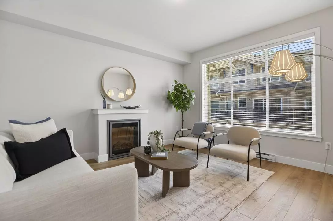 Family Room Photo of 28 20967 76 Avenue, Langley, BC