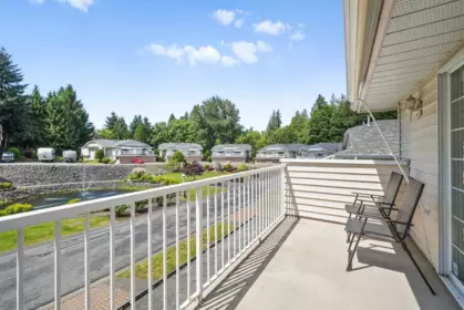 Staircase Photo of 2 32925 Maclure Road, Abbotsford, BC