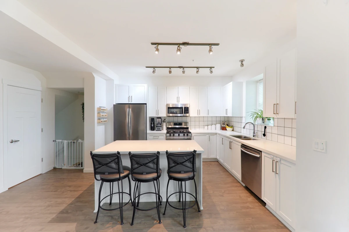 Dining Area Photo of 47 11272 240 Street, Maple Ridge, BC