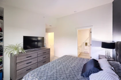 Bedroom 2 Photo of 47 11272 240 Street, Maple Ridge, BC