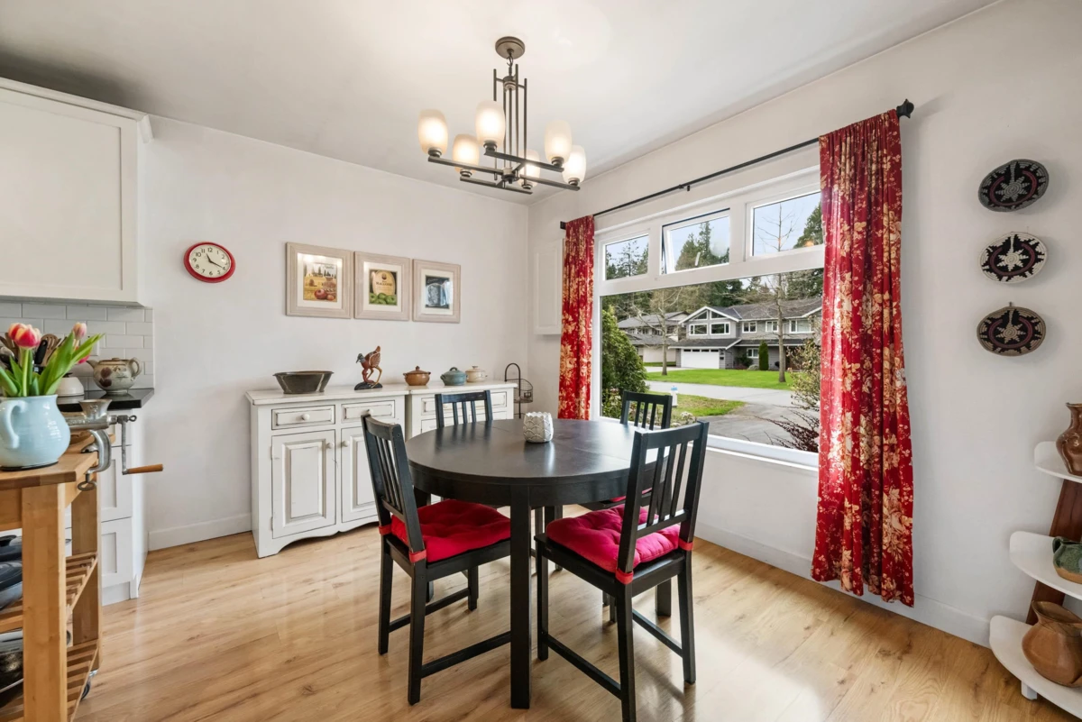 Dining Area Photo of 4970 Dogwood Lane, Delta, BC