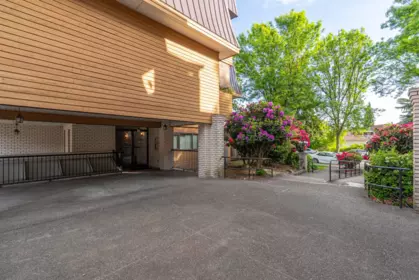Entry Foyer Photo of 206 2299 E 30th Avenue, Vancouver, BC