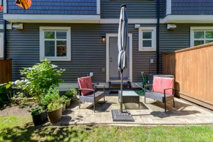 Front Yard Photo of 38 10488 124 Street, Surrey, BC