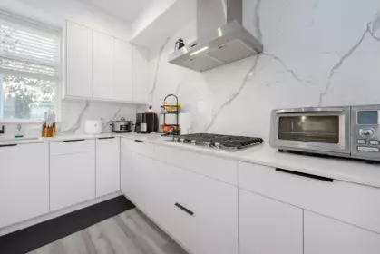 Kitchen Photo of 38 10488 124 Street, Surrey, BC