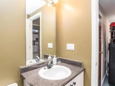Kitchen Photo of 11719 75a Avenue, Delta, BC