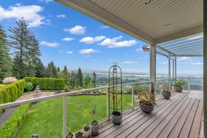 Office / Den Photo of 1469 Strawline Hill Street, Coquitlam, BC